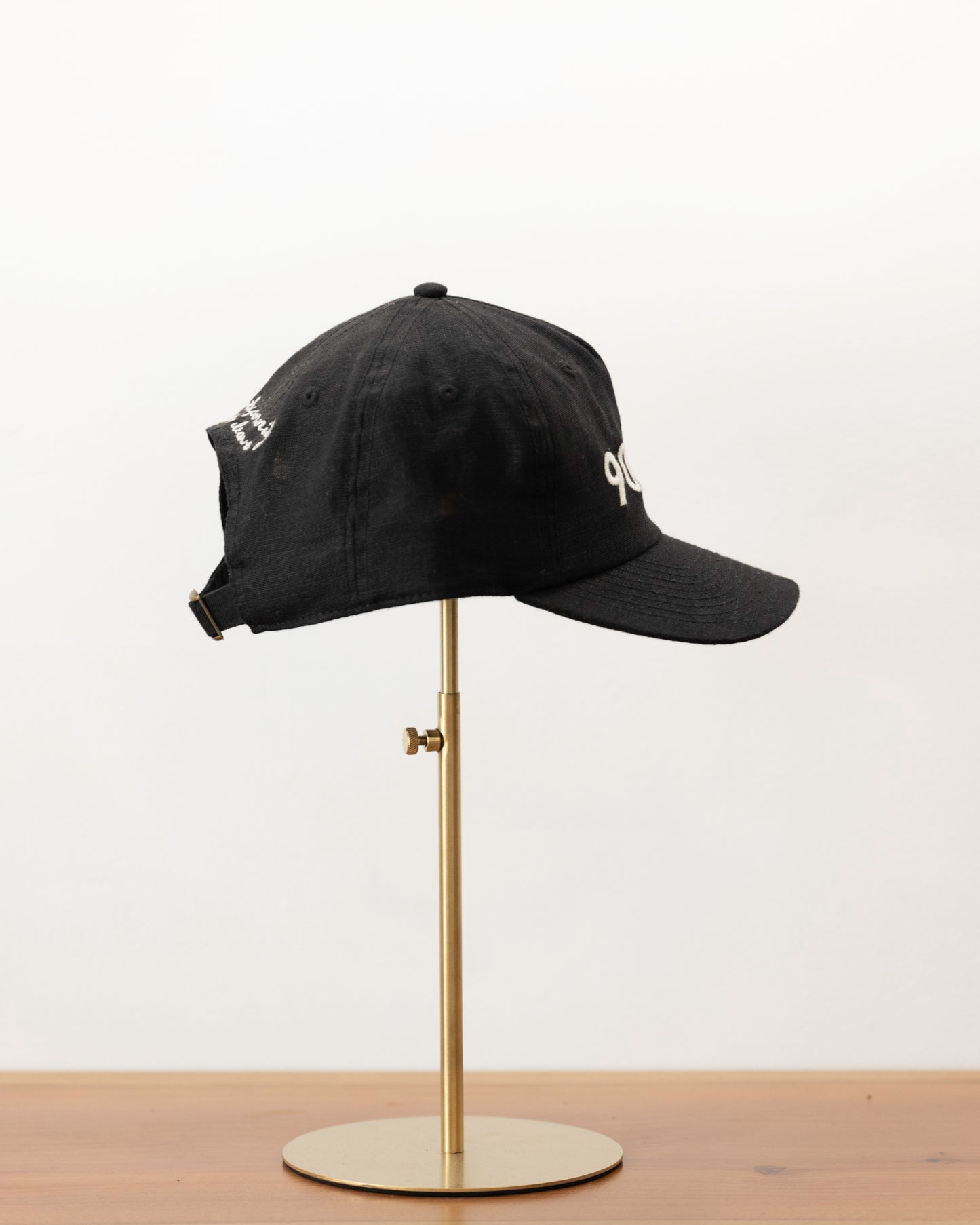 90265 • Temporarily On Leave Linen Hat • BLACK